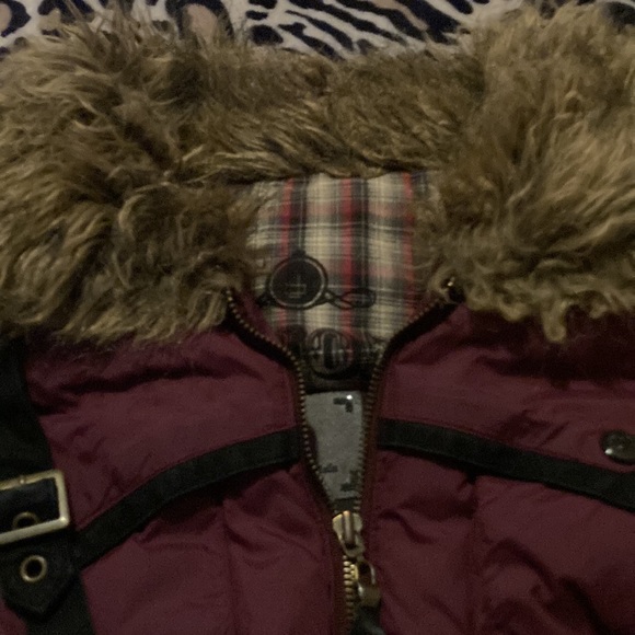 Vest with fur - Picture 2 of 11